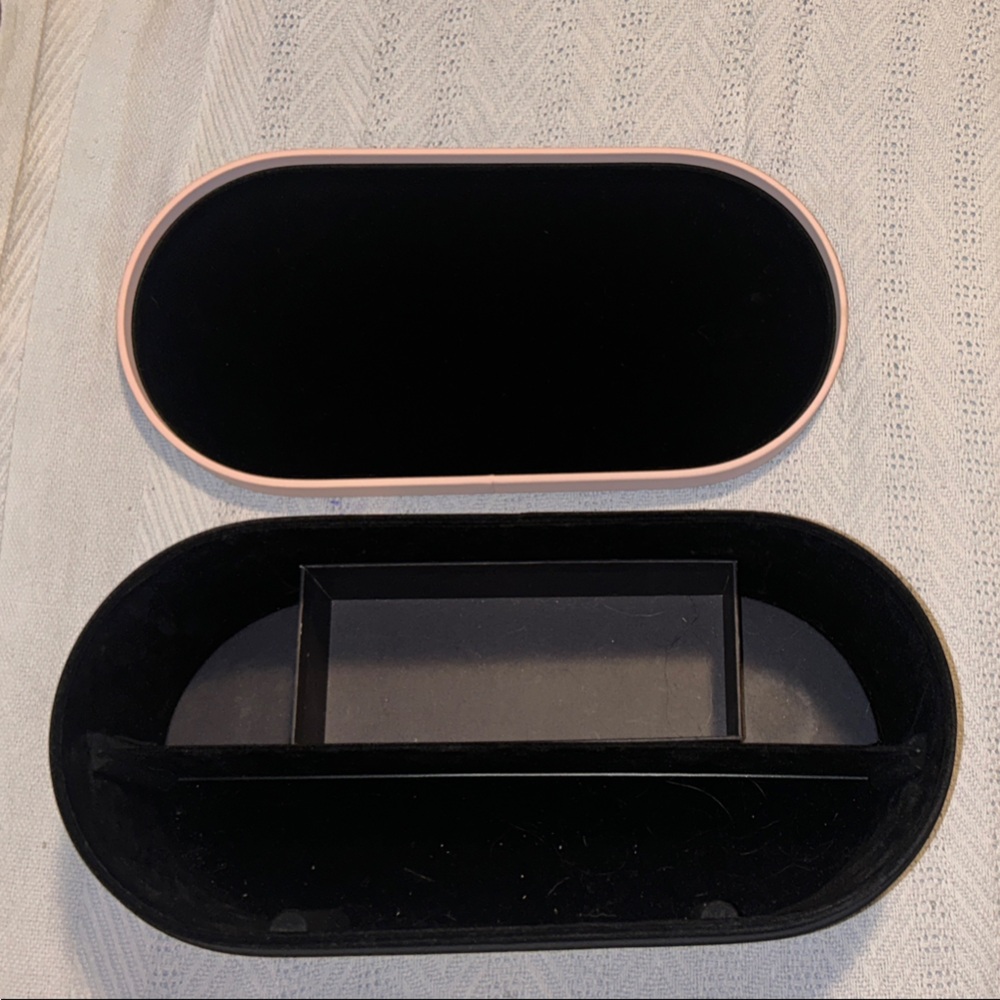 Dyson Black and Pink Oval Organizer